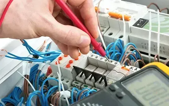 Professional electrician in Wandsworth
